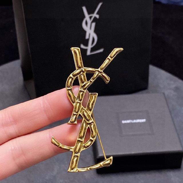 איב סאן לורן YSL – תמונה 8