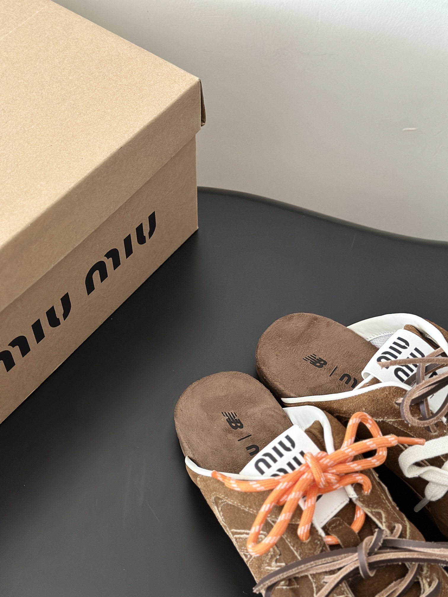 מיו מיו בשיתוף ניו בלאנס – תמונה 4