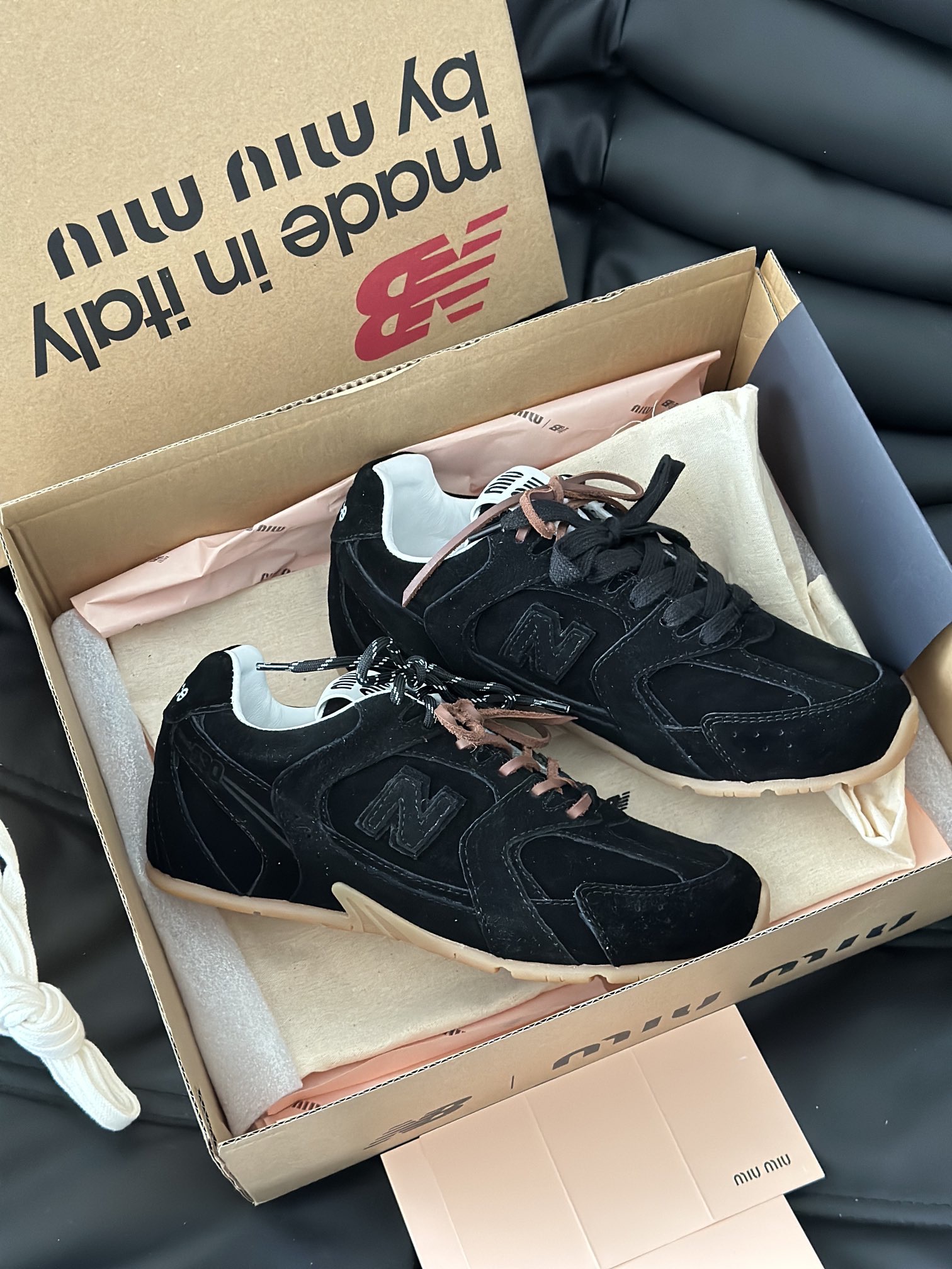 מיו מיו בשיתוף ניו בלאנס