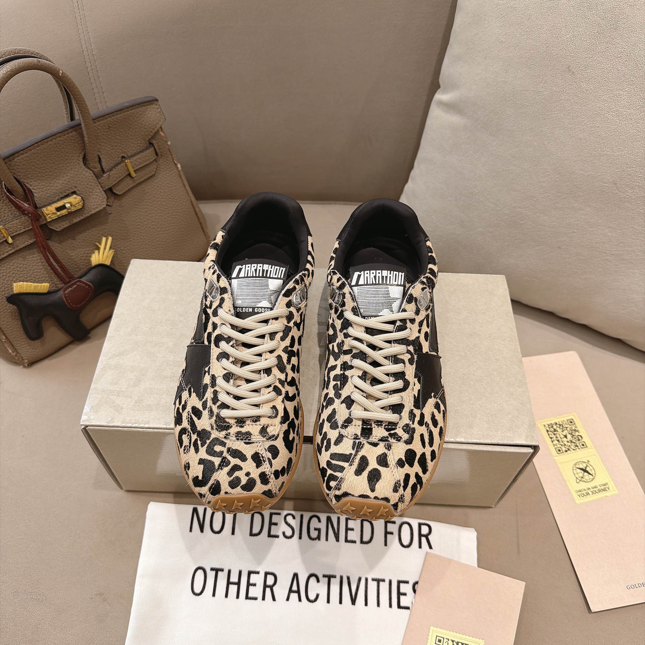 נעלי סניקרס גולדן גוס Golden Goose Sneakers – חום – תמונה 3